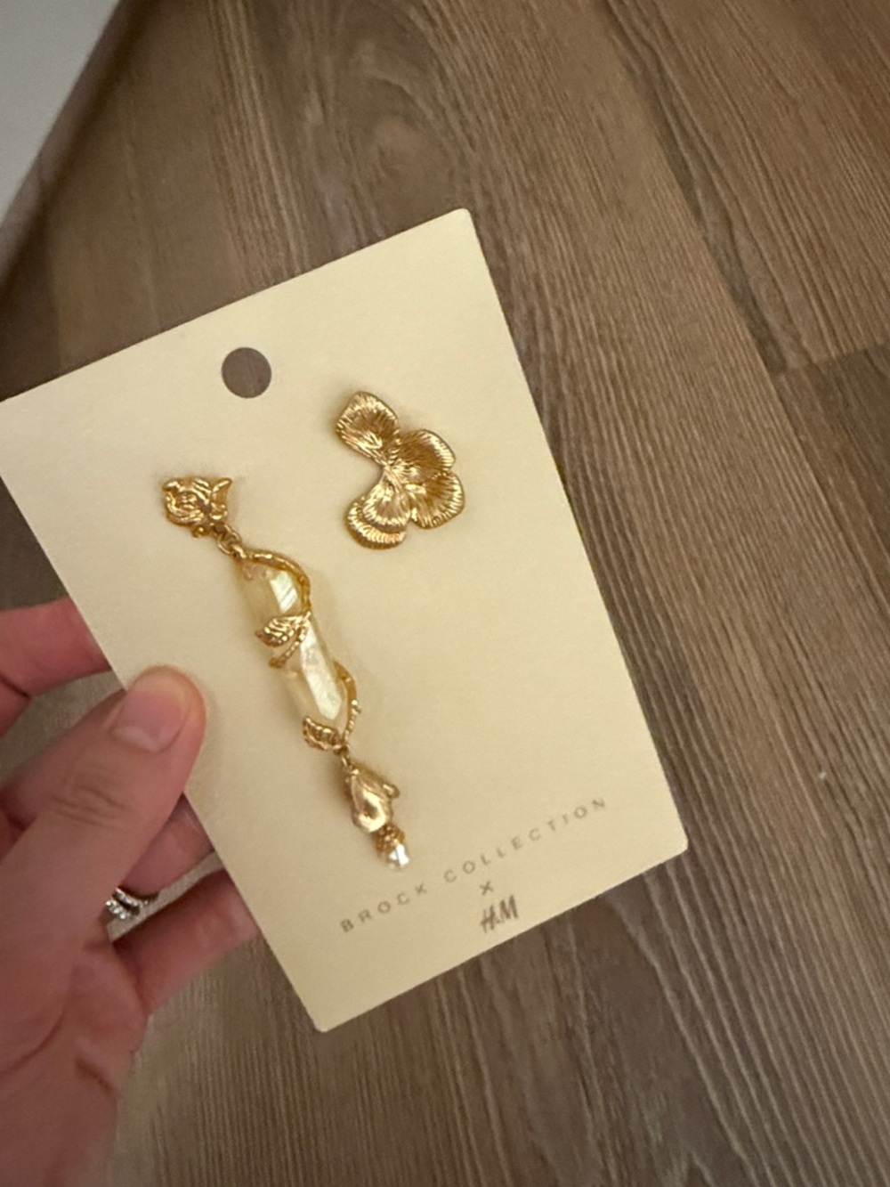 NWT Brock Collection x H&M Asymmetric Earrings Gold Crystal Bohemian Flower Stud
